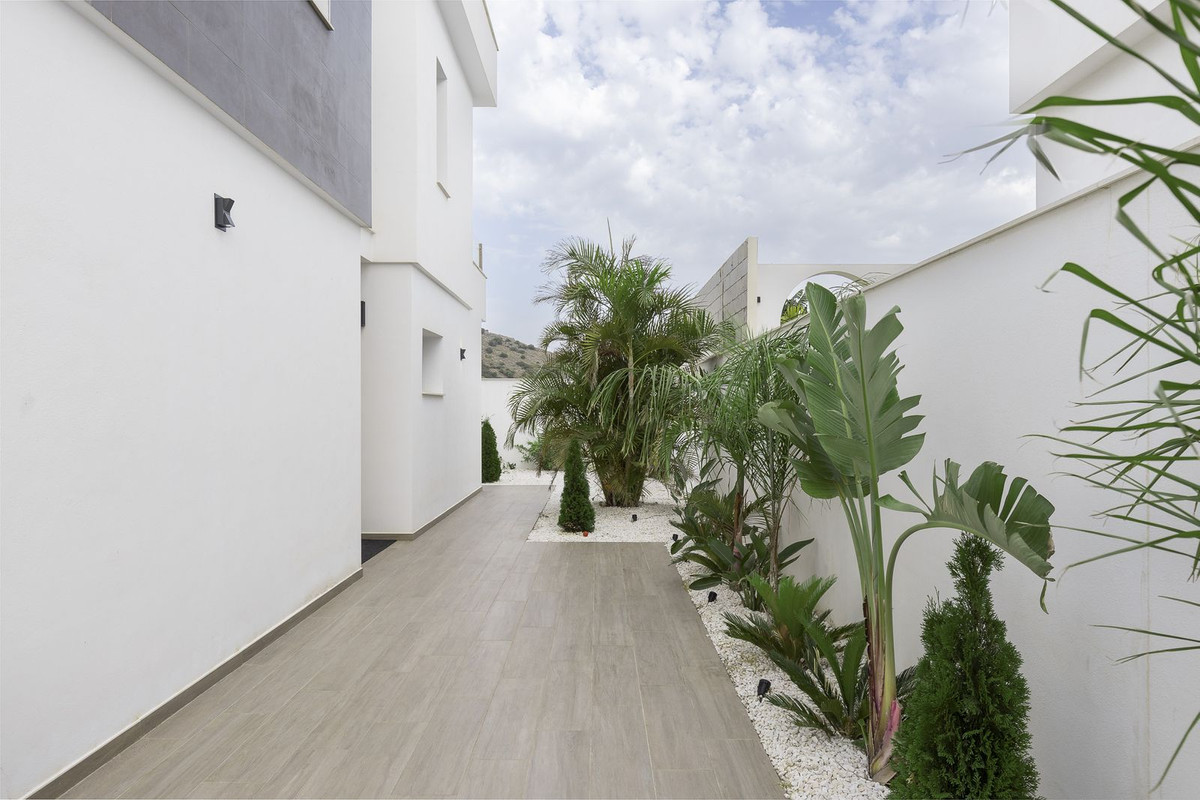 Vrijstaande Villa te koop in Coín | 4 slaapkamers H5076904