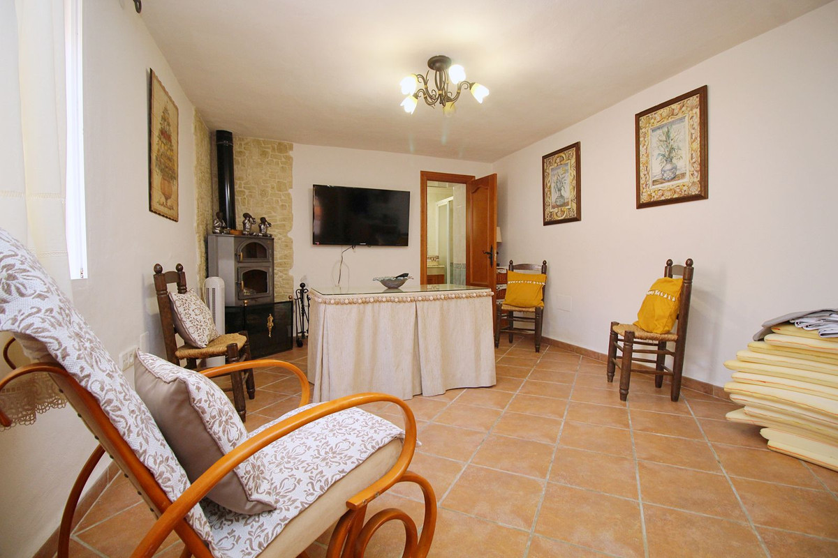Finca - Cortijo te koop in Coín | 4 slaapkamers H5077306
