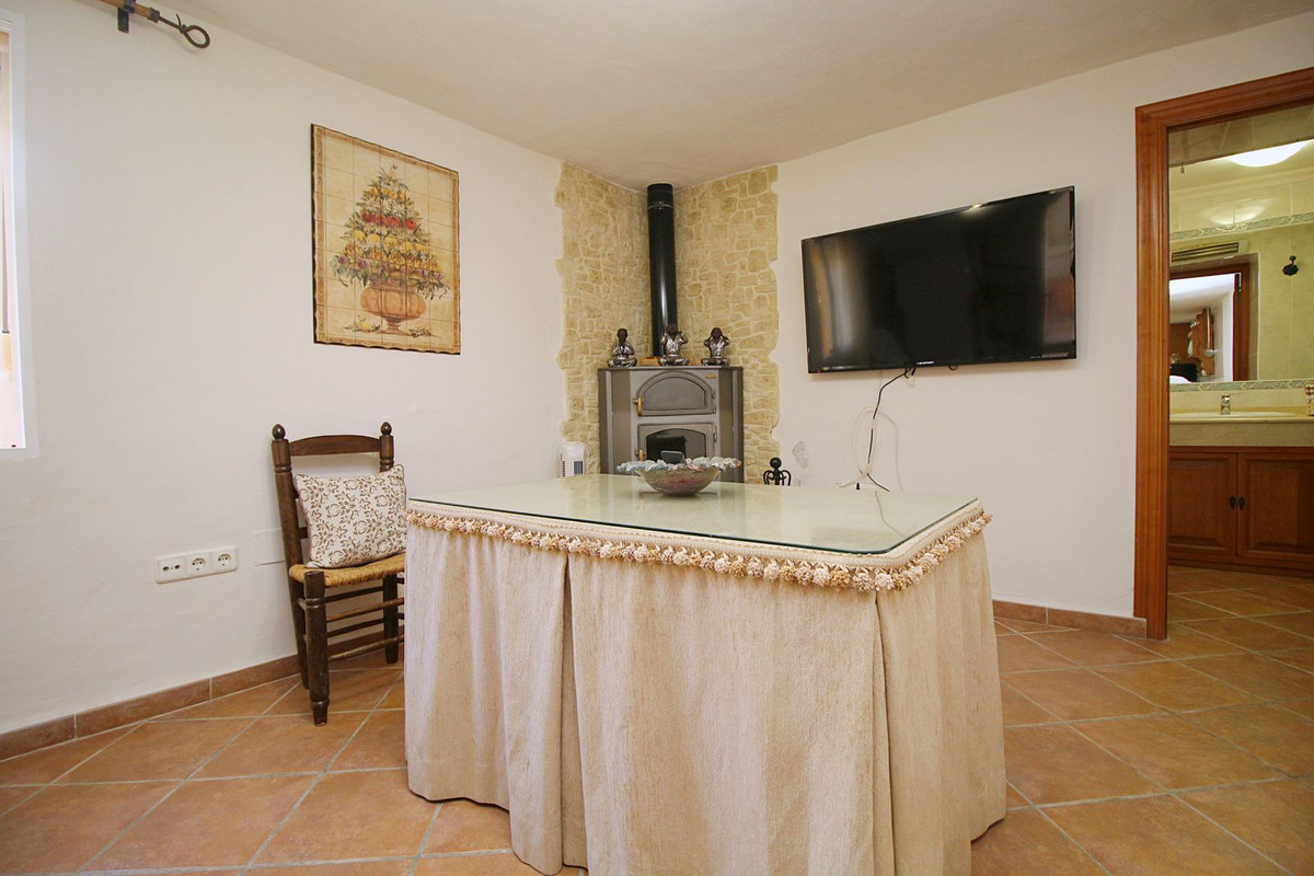 Finca - Cortijo te koop in Coín | 4 slaapkamers H5077306