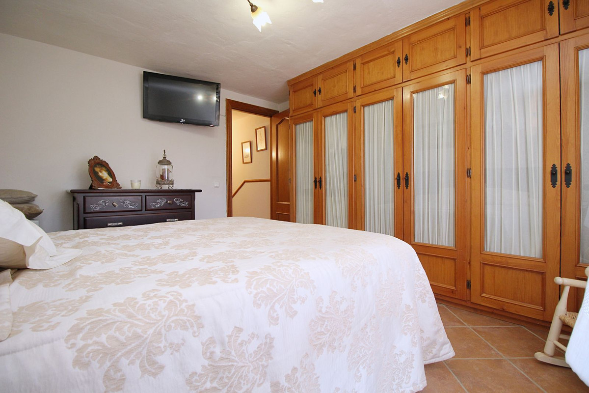 Finca - Cortijo te koop in Coín | 4 slaapkamers H5077306