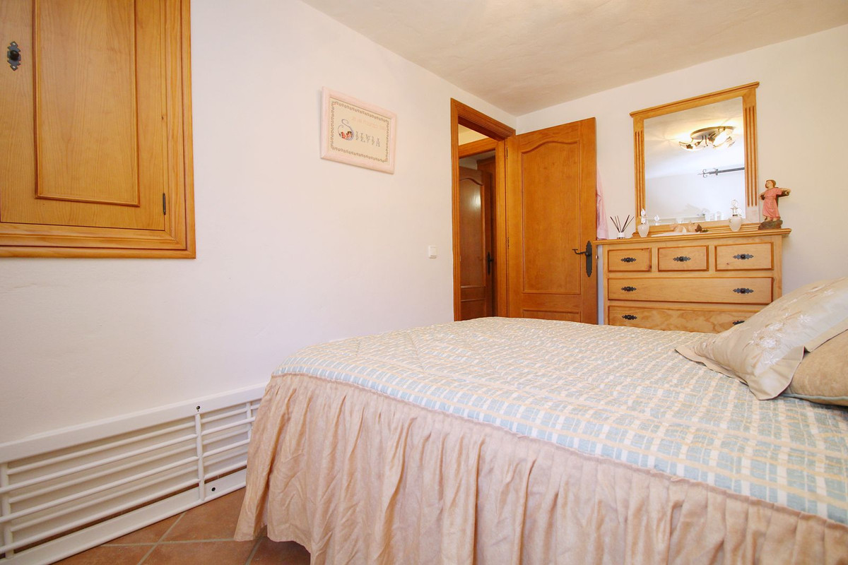 Finca - Cortijo te koop in Coín | 4 slaapkamers H5077306