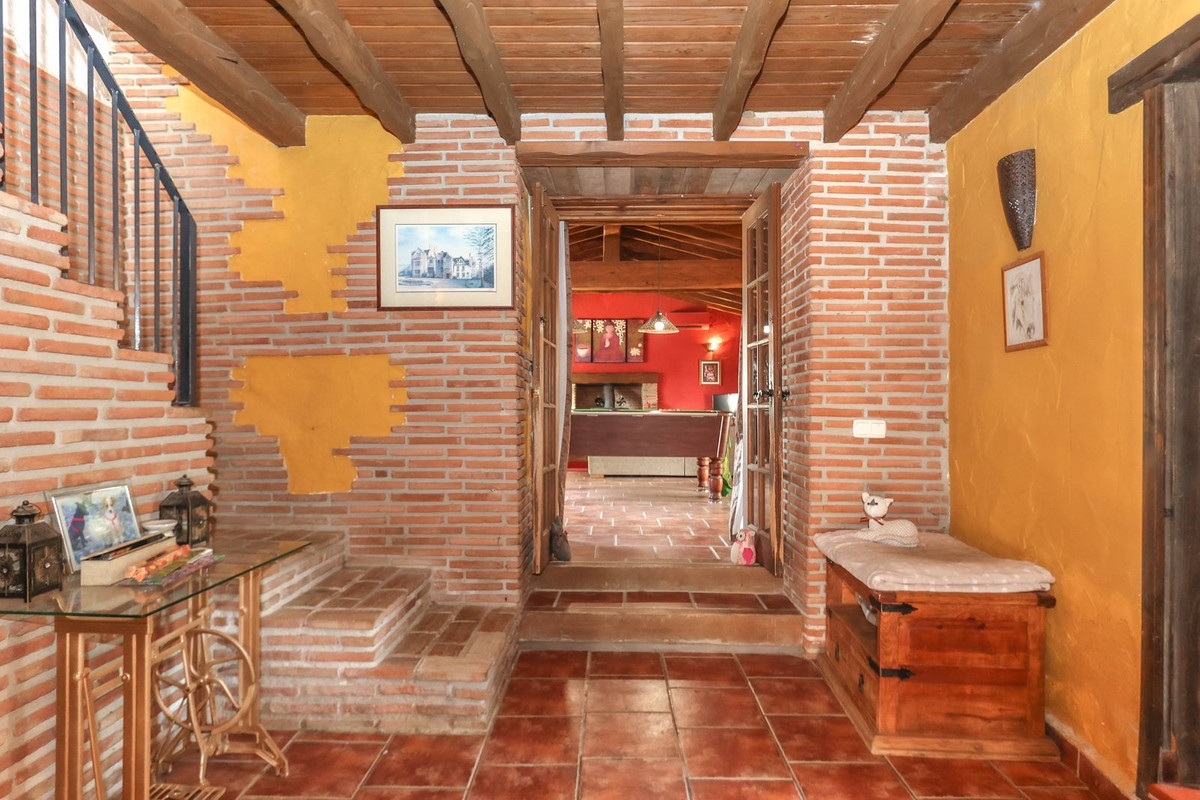 Vrijstaande Villa te koop in Coín | 5 slaapkamers H5077336