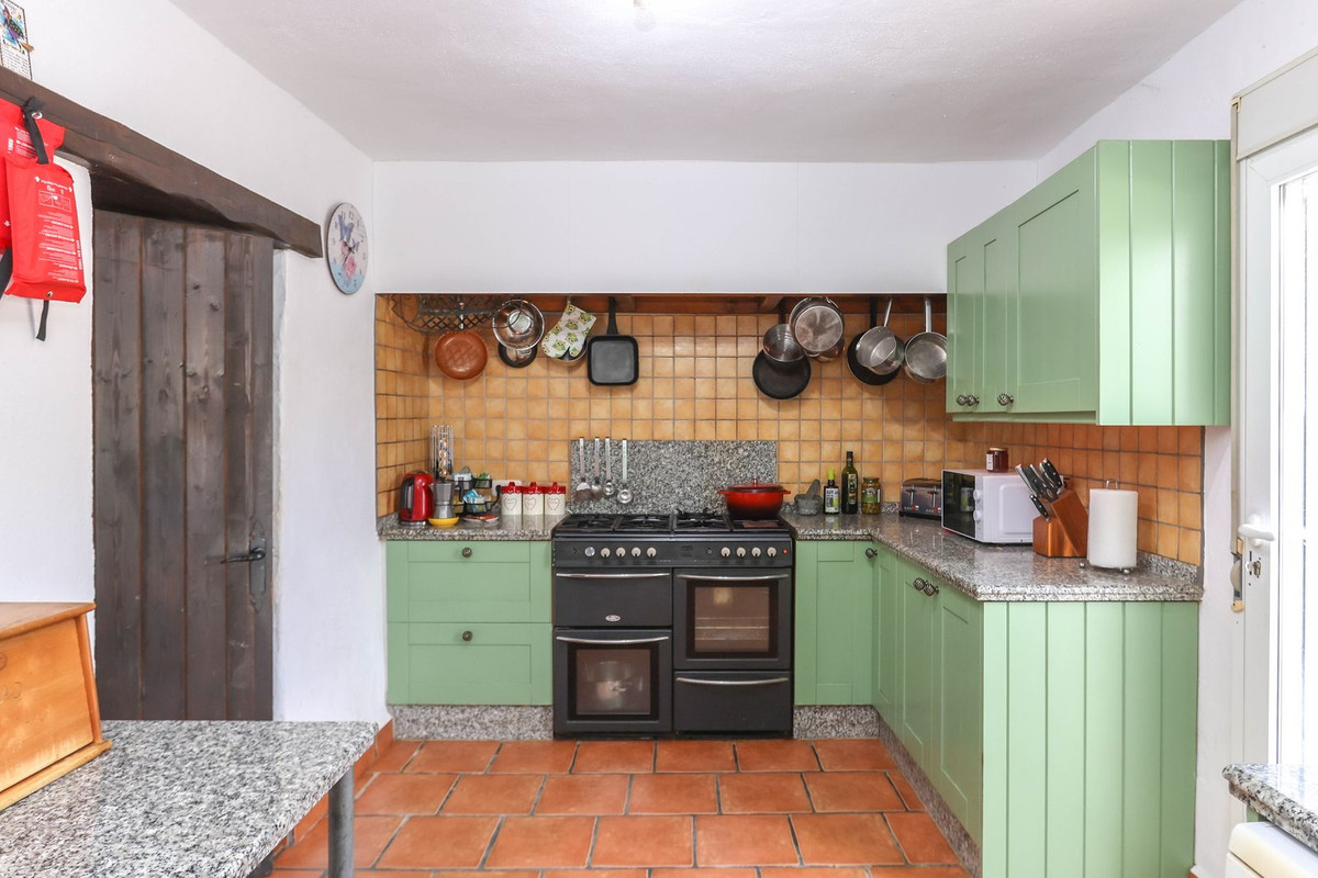 Vrijstaande Villa te koop in Coín | 5 slaapkamers H5077336