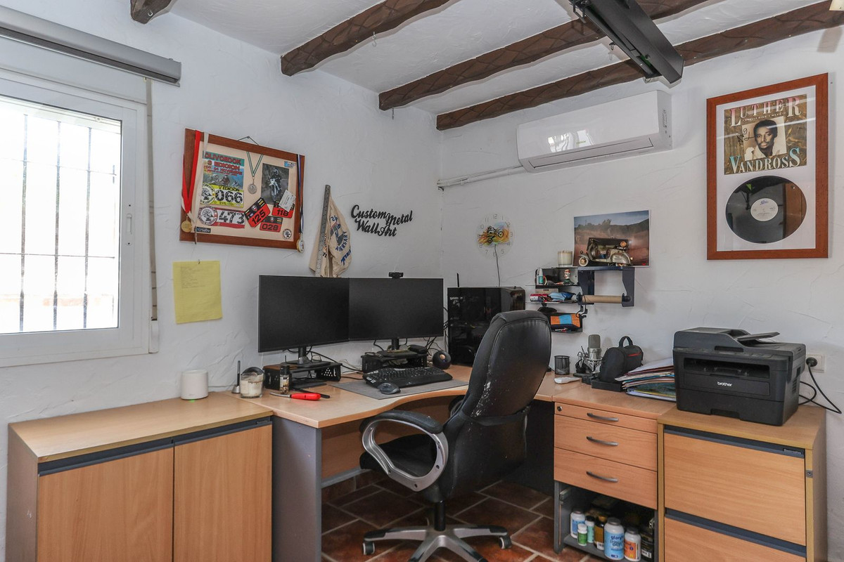 Vrijstaande Villa te koop in Coín | 5 slaapkamers H5077336
