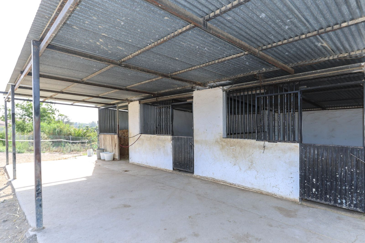 Vrijstaande Villa te koop in Coín | 5 slaapkamers H5077336