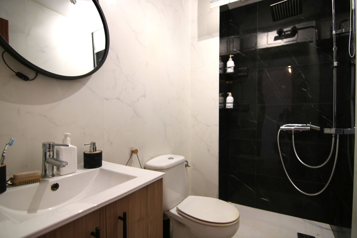 Geschakelde Woning te koop in Coín | 3 slaapkamers H5080942