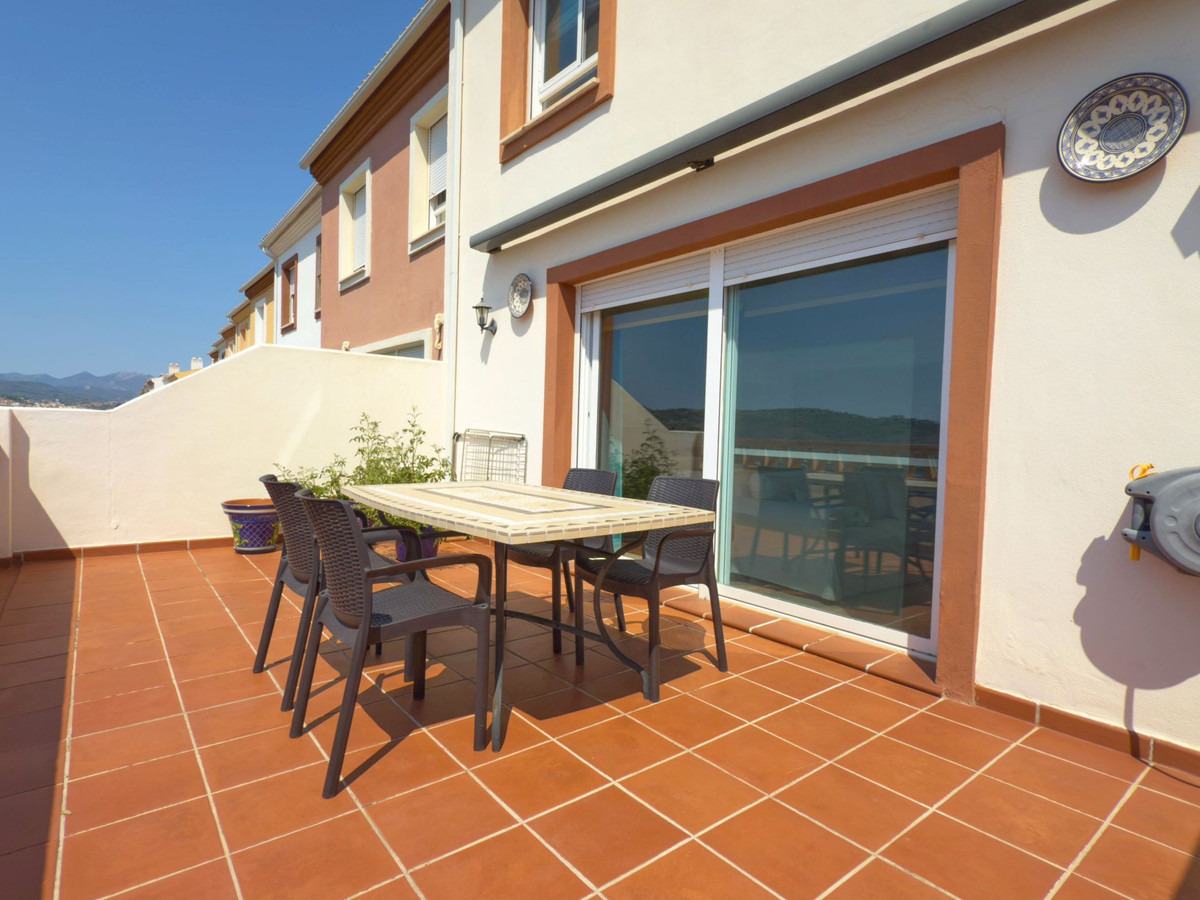 Geschakelde Woning te koop in Coín | 3 slaapkamers H5084311