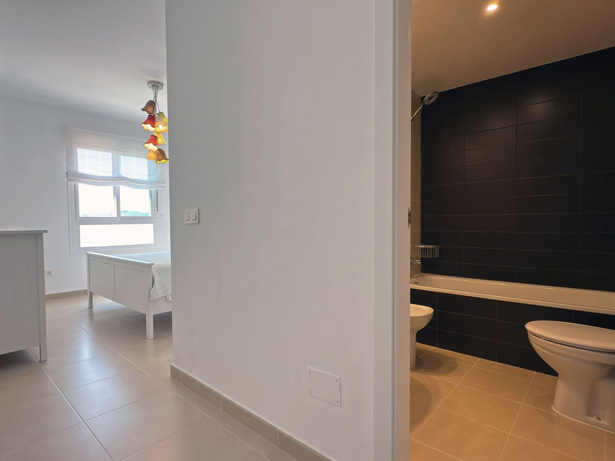 Geschakelde Woning te koop in Coín | 3 slaapkamers H5084311