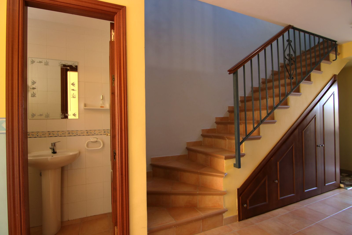 Geschakelde Woning te koop in Coín | 3 slaapkamers H5104723