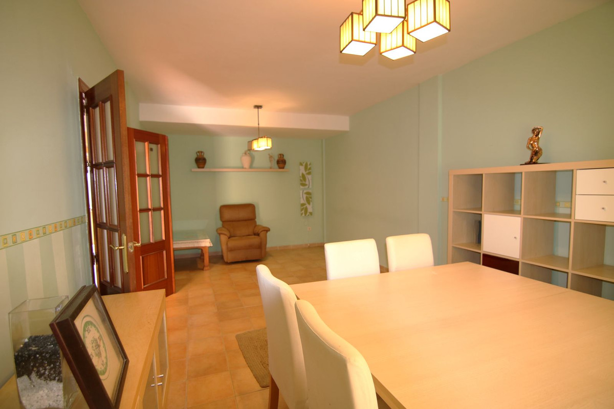 Geschakelde Woning te koop in Coín | 3 slaapkamers H5104723