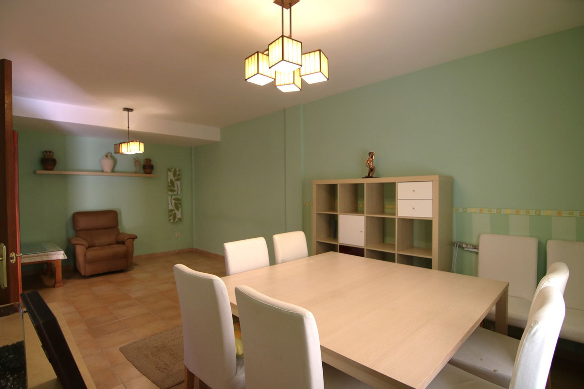 Geschakelde Woning te koop in Coín | 3 slaapkamers H5104723