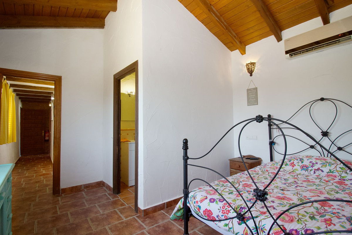 Vrijstaande Villa te koop in Coín | 5 slaapkamers H5115244