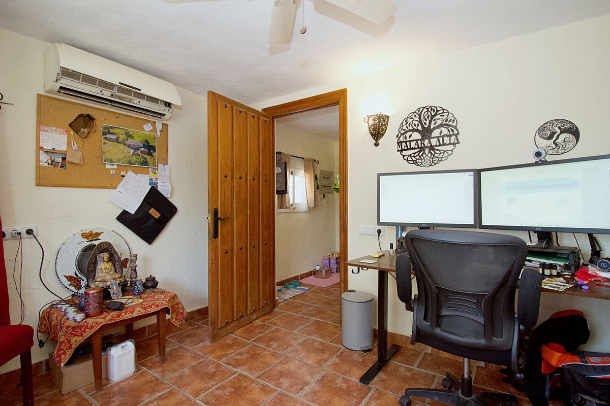 Vrijstaande Villa te koop in Coín | 5 slaapkamers H5115244