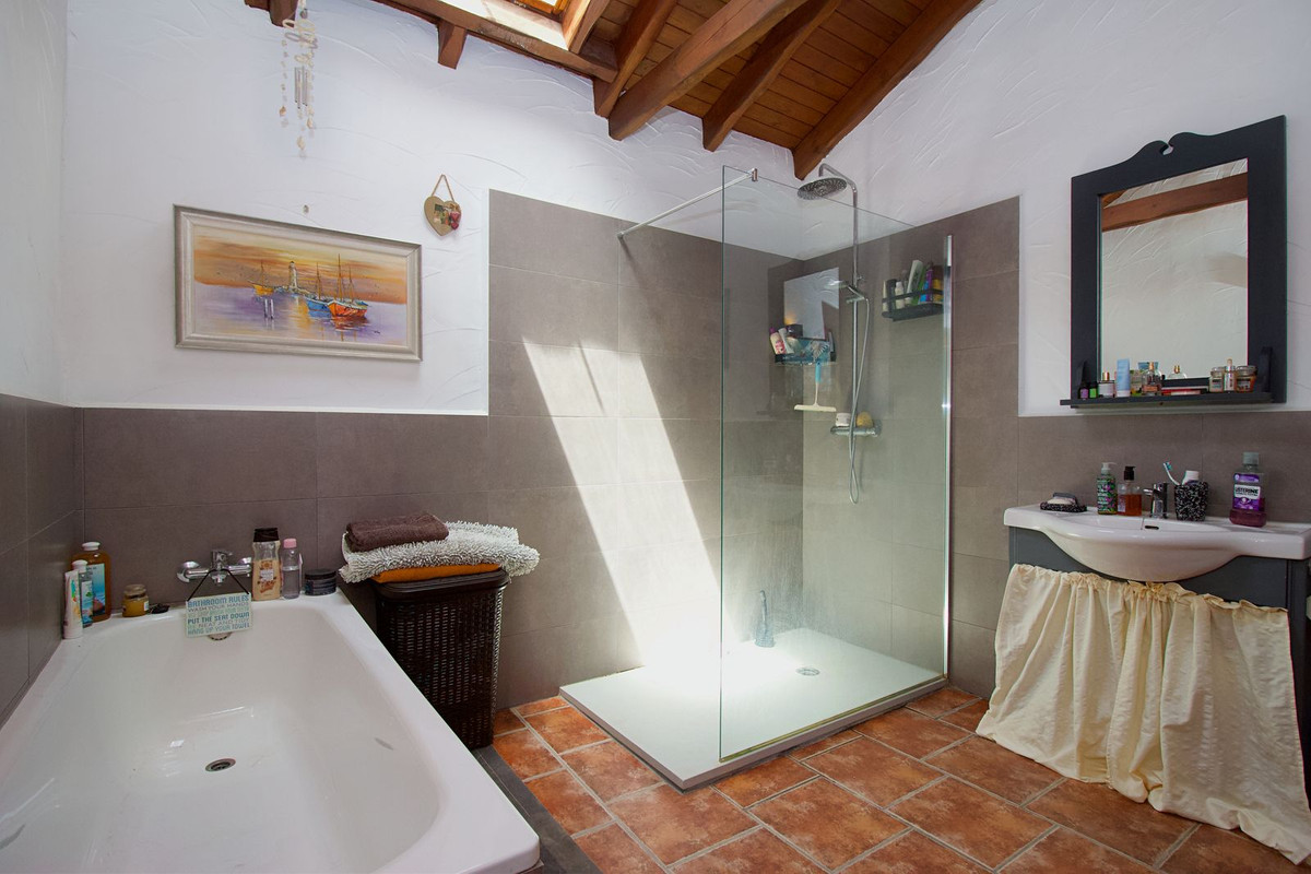 Vrijstaande Villa te koop in Coín | 5 slaapkamers H5115244