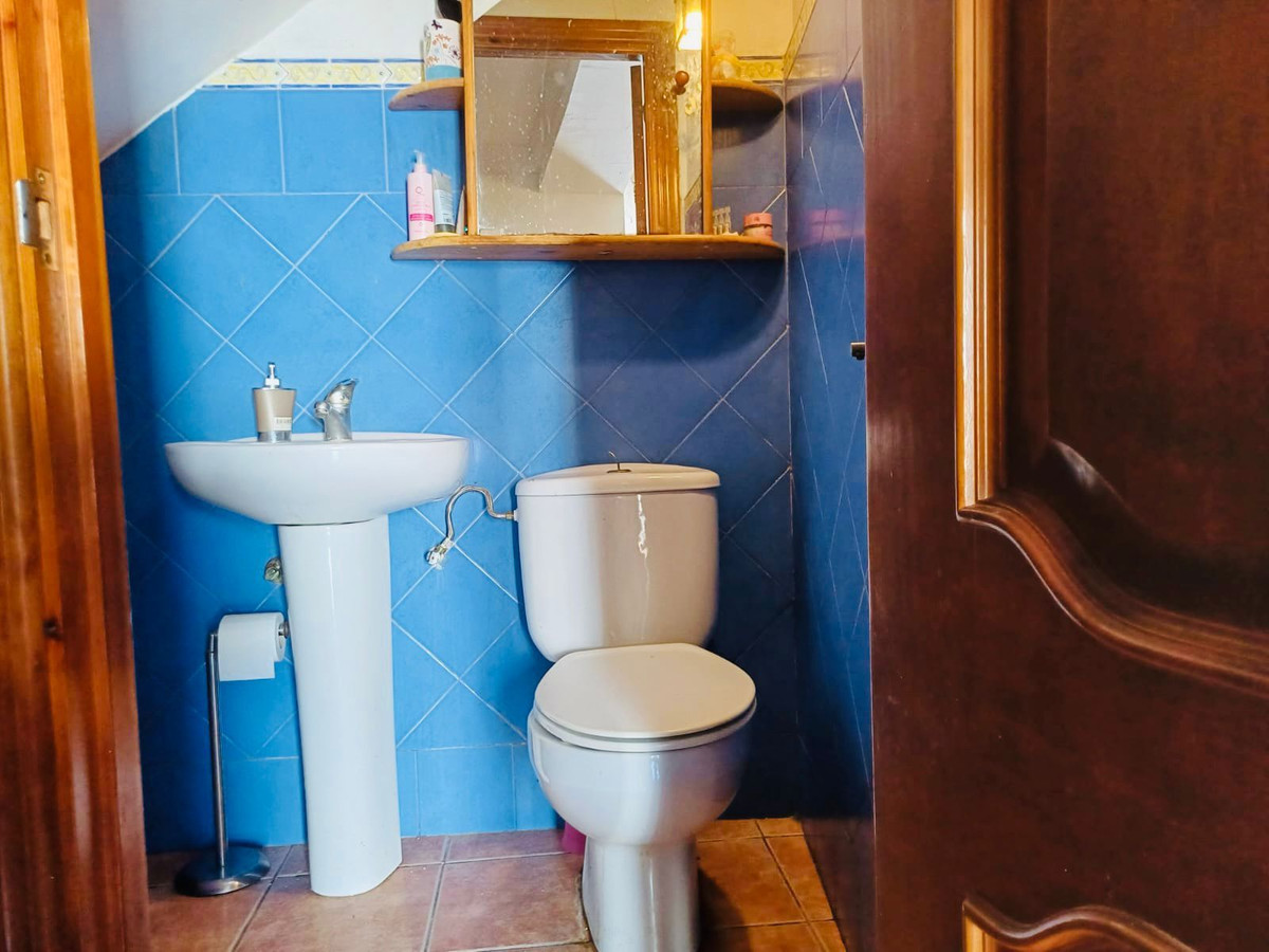 Geschakelde Woning te koop in Coín | 4 slaapkamers H5115529