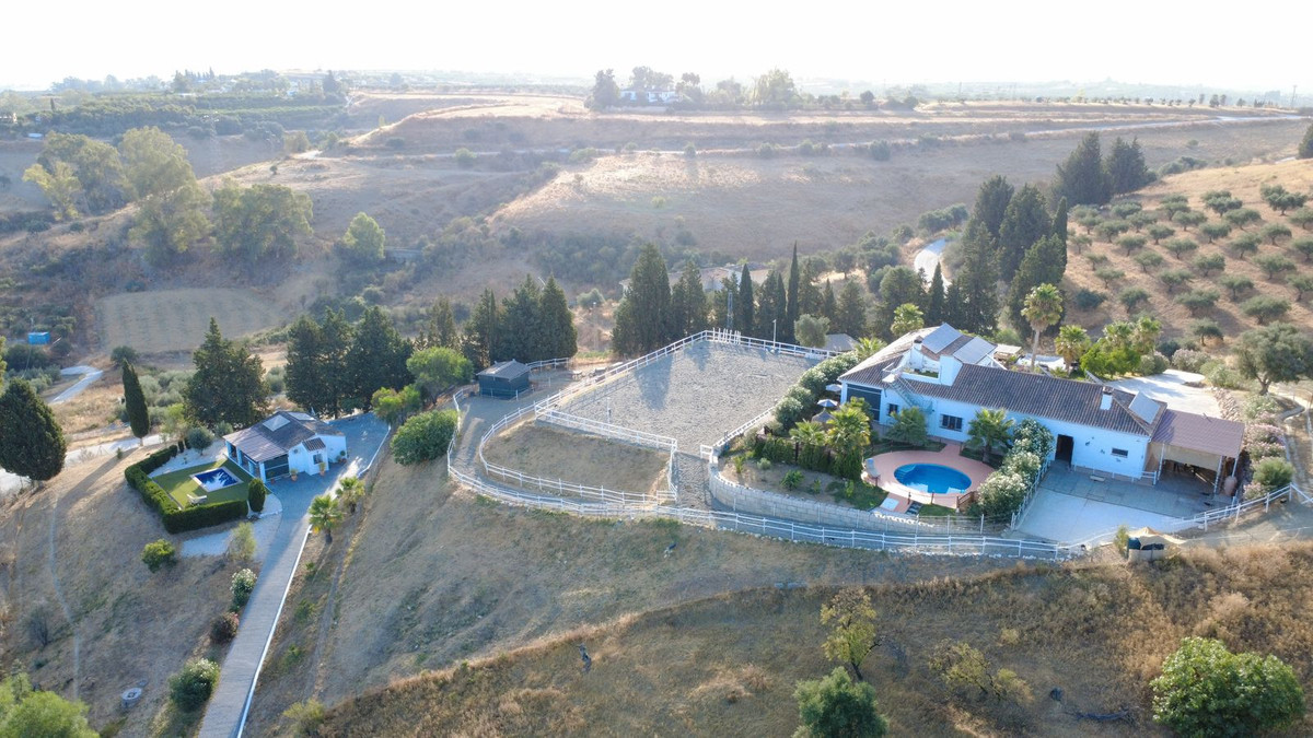 Finca - Cortijo te koop in Coín | 6 slaapkamers H5120563