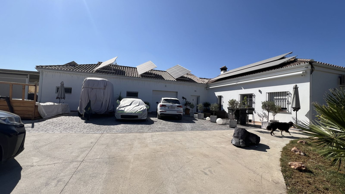 Finca - Cortijo te koop in Coín | 6 slaapkamers H5120563
