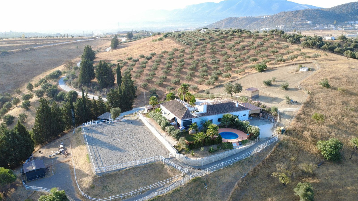 Finca - Cortijo te koop in Coín | 6 slaapkamers H5120563