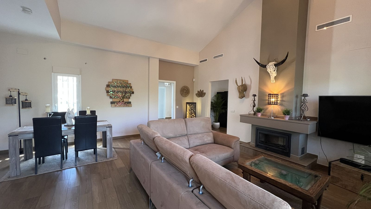 Finca - Cortijo te koop in Coín | 6 slaapkamers H5120563