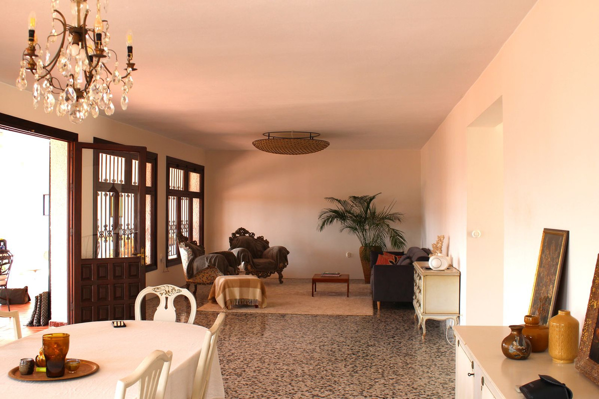 Vrijstaande Villa te koop in Coín | 4 slaapkamers H5133370