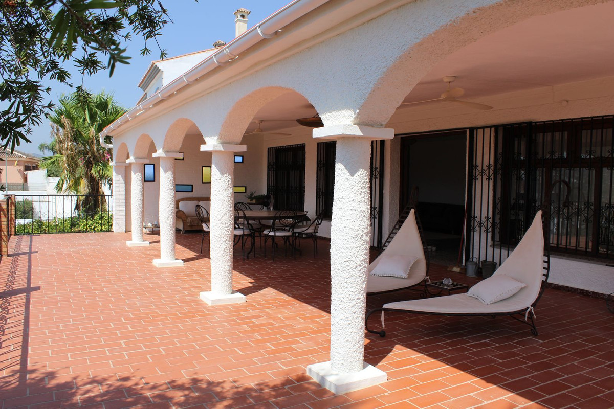 Vrijstaande Villa te koop in Coín | 4 slaapkamers H5133370