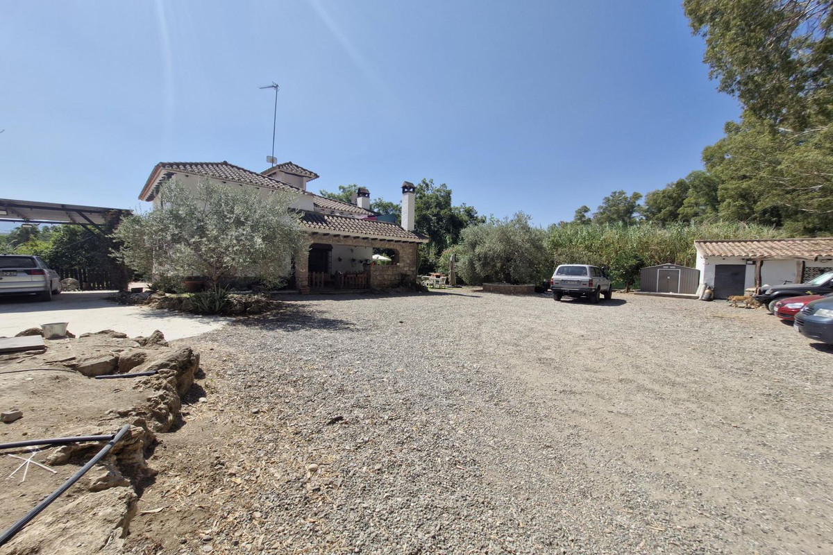 Finca - Cortijo te koop in Coín | 4 slaapkamers H5134597