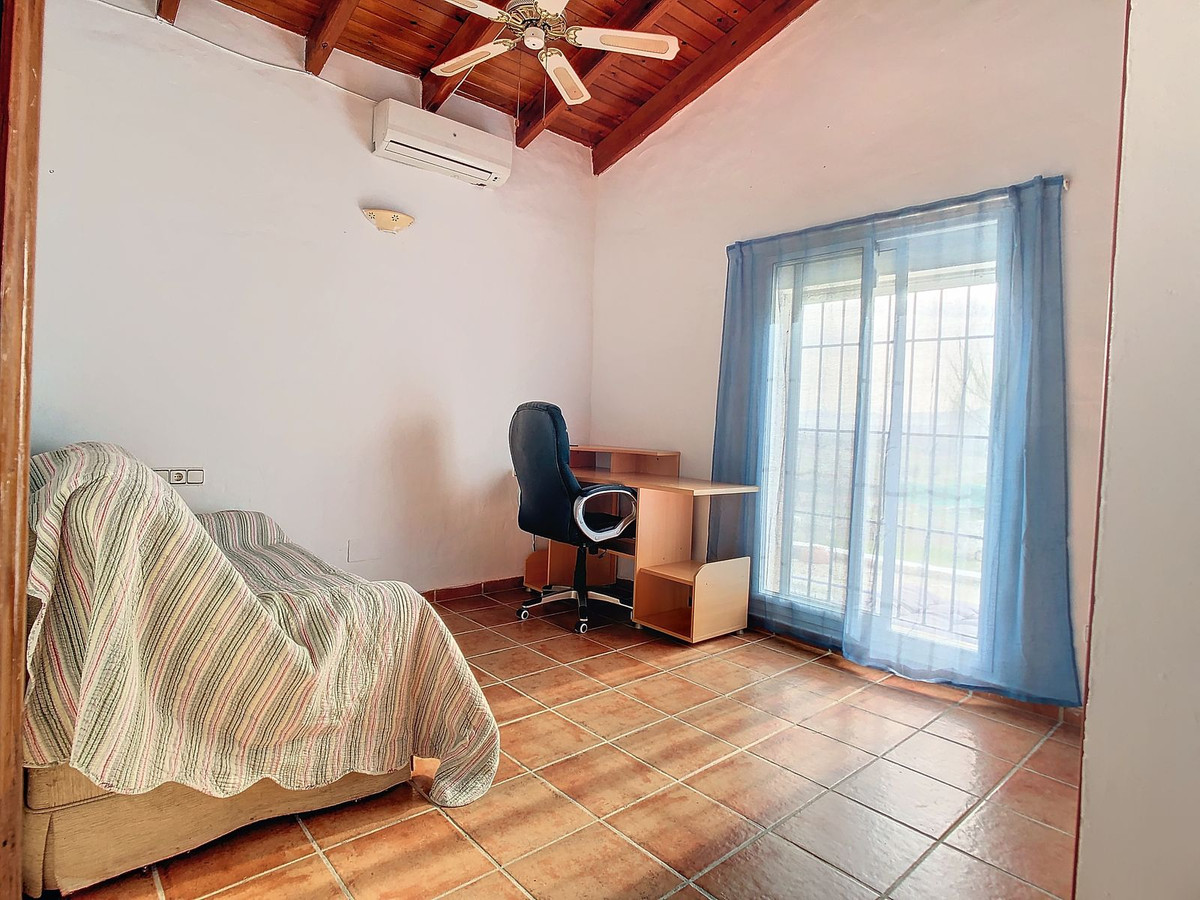Vrijstaande Villa te koop in Coín | 2 slaapkamers H5140843