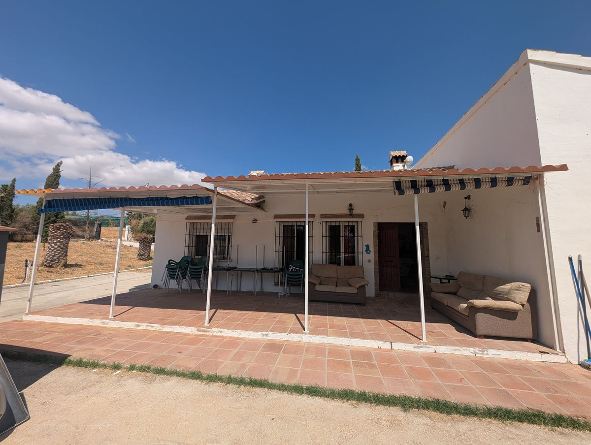 Vrijstaande Villa te koop in Coín | 2 slaapkamers H5140843