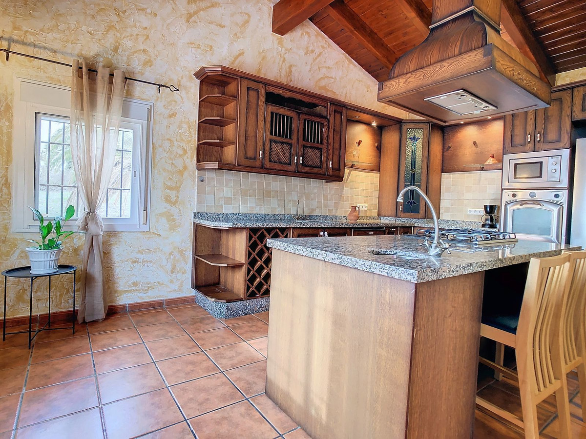 Vrijstaande Villa te koop in Coín | 2 slaapkamers H5140843