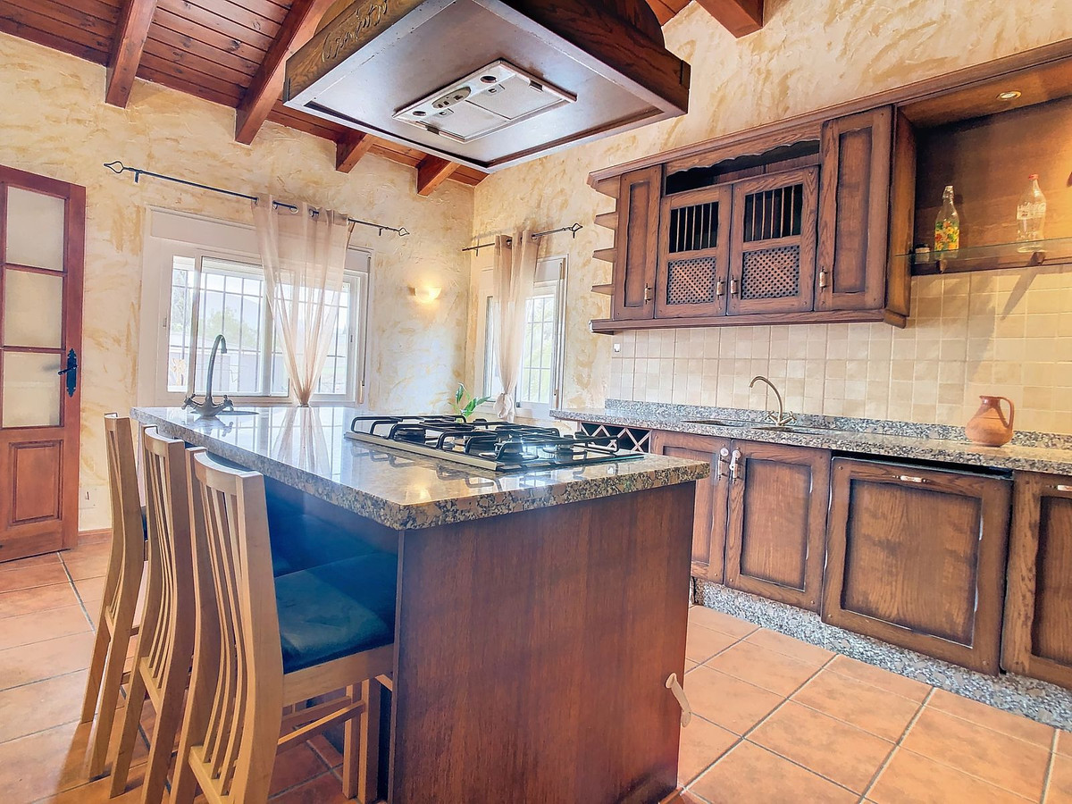 Vrijstaande Villa te koop in Coín | 2 slaapkamers H5140843