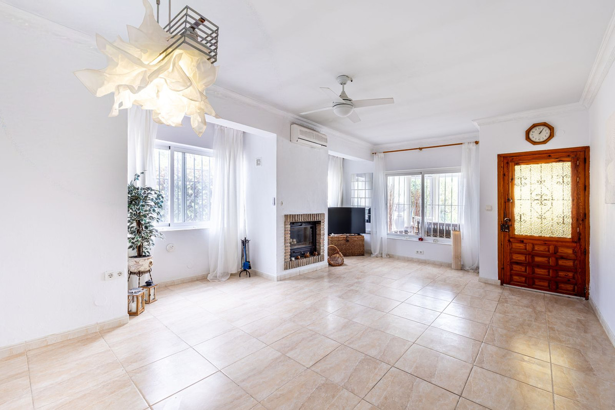Vrijstaande Villa te koop in Coín | 3 slaapkamers H5141038