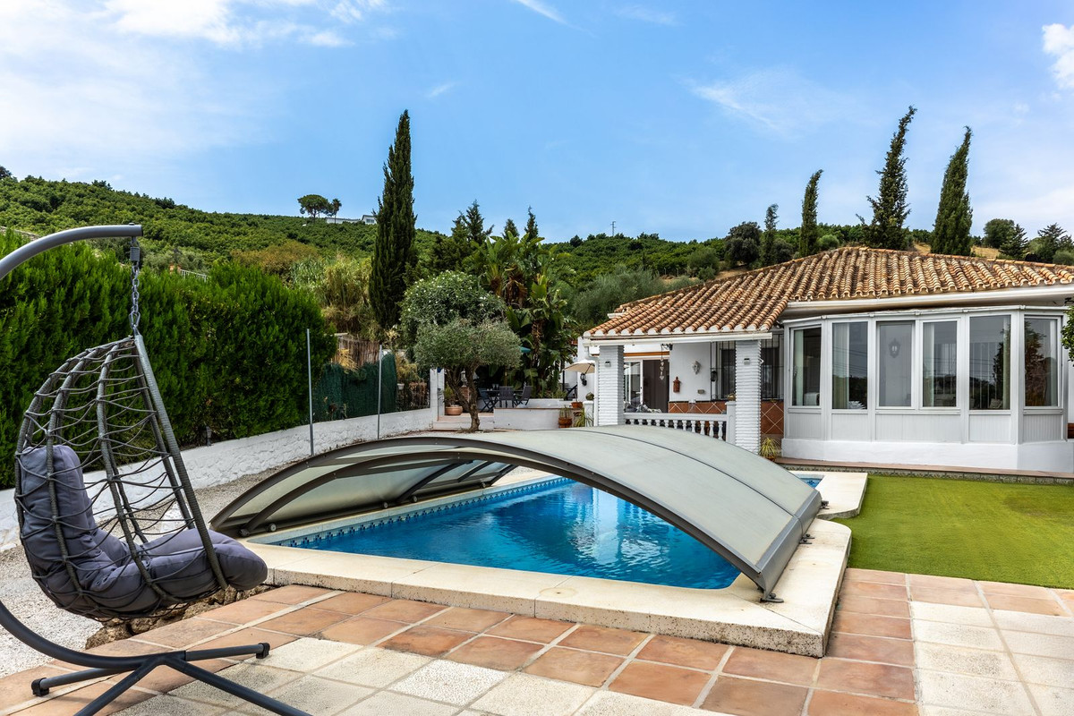 Vrijstaande Villa te koop in Coín | 3 slaapkamers H5141038