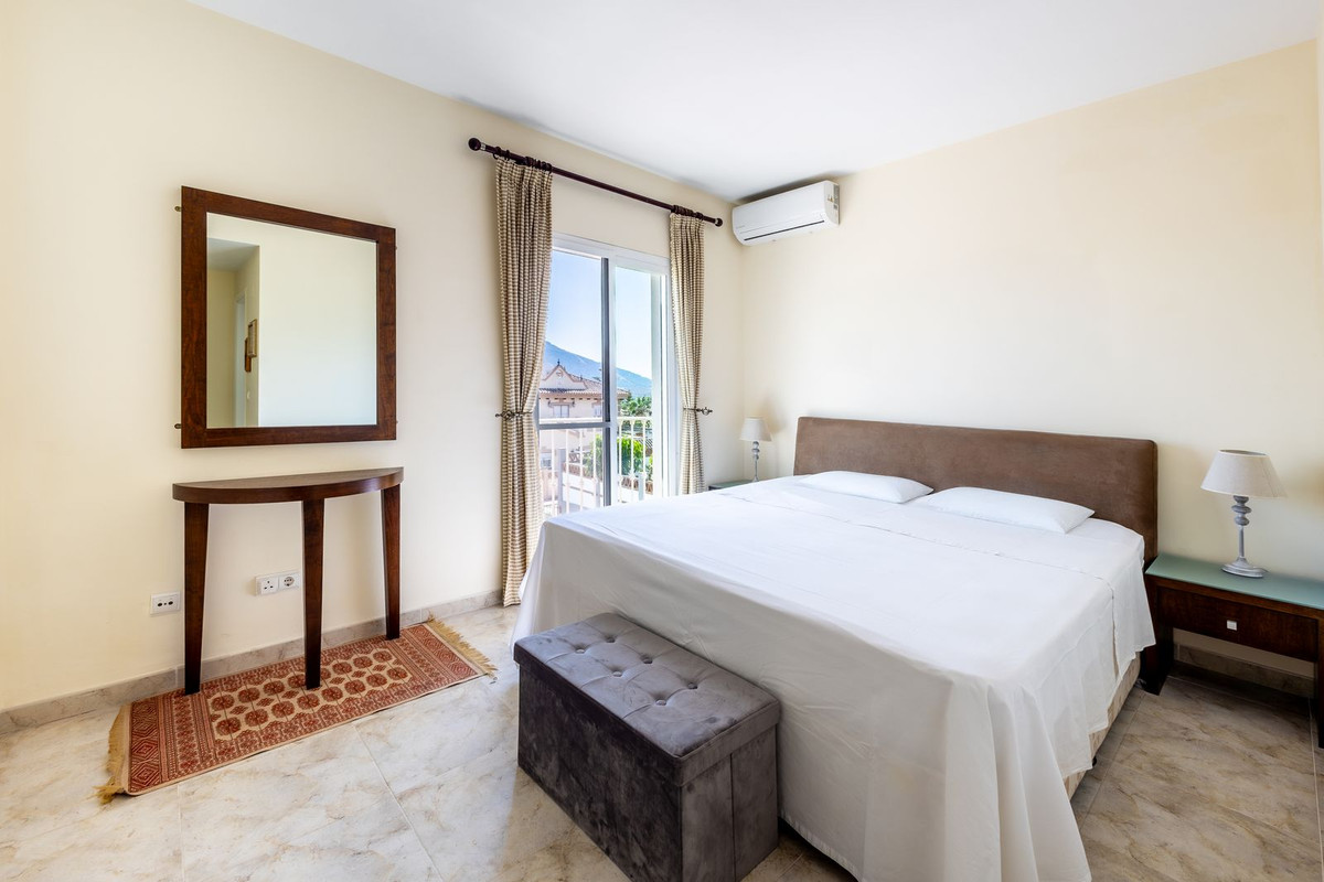 Vrijstaande Villa te koop in Coín | 4 slaapkamers H5143825