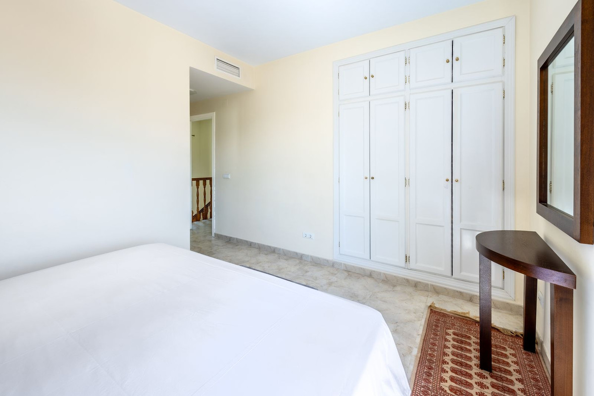 Vrijstaande Villa te koop in Coín | 4 slaapkamers H5143825