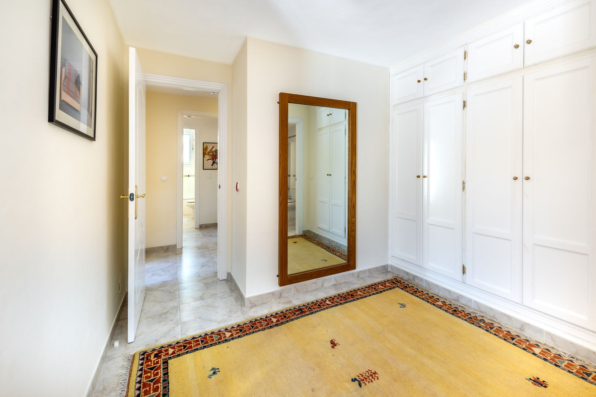 Vrijstaande Villa te koop in Coín | 4 slaapkamers H5143825