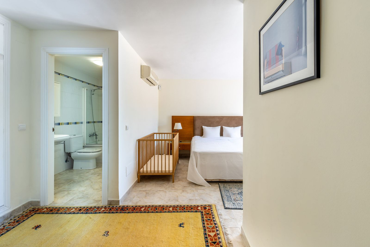 Vrijstaande Villa te koop in Coín | 4 slaapkamers H5143825