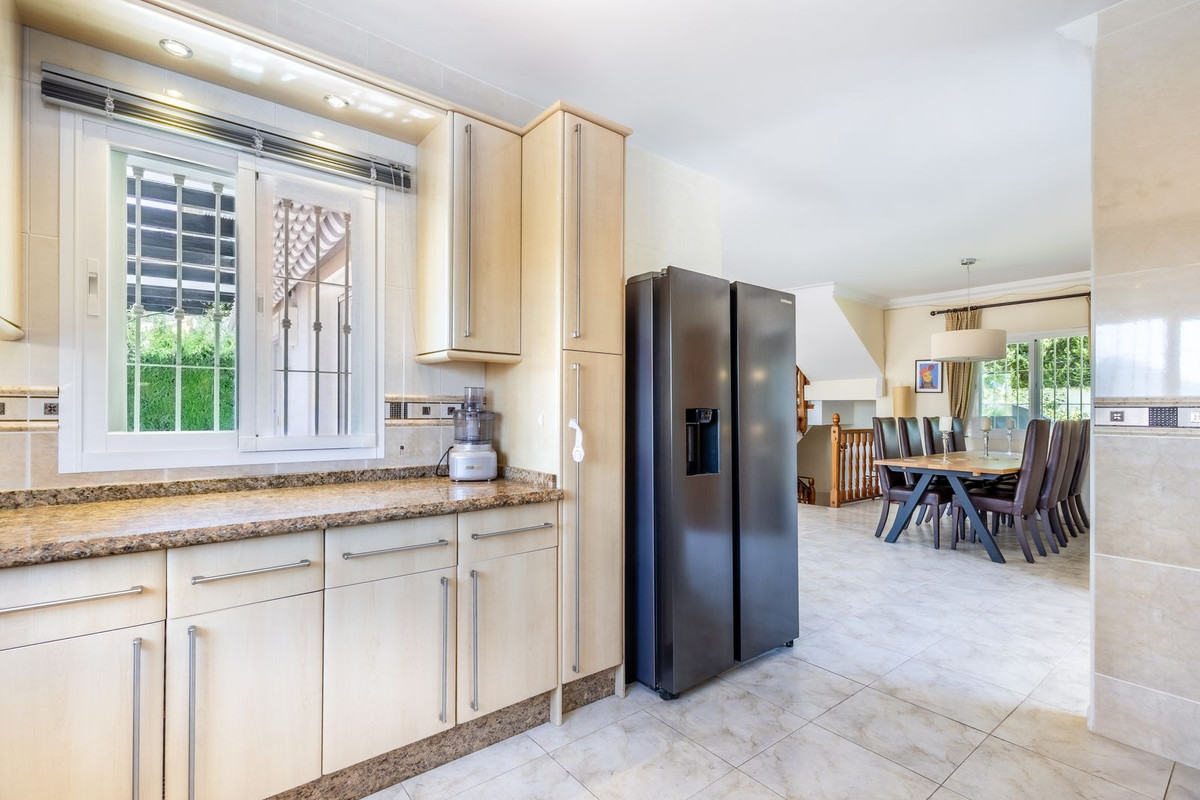 Vrijstaande Villa te koop in Coín | 4 slaapkamers H5143825