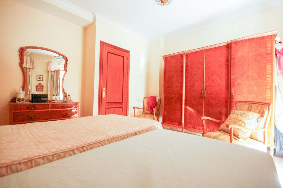 Geschakelde Woning te koop in Coín | 5 slaapkamers H5152213
