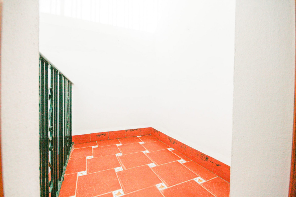 Geschakelde Woning te koop in Coín | 5 slaapkamers H5152213