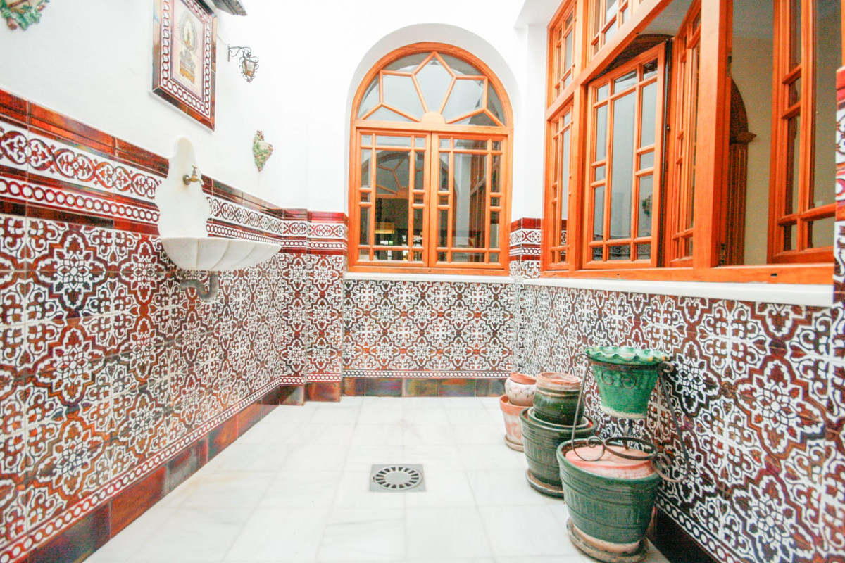 Geschakelde Woning te koop in Coín | 5 slaapkamers H5152213