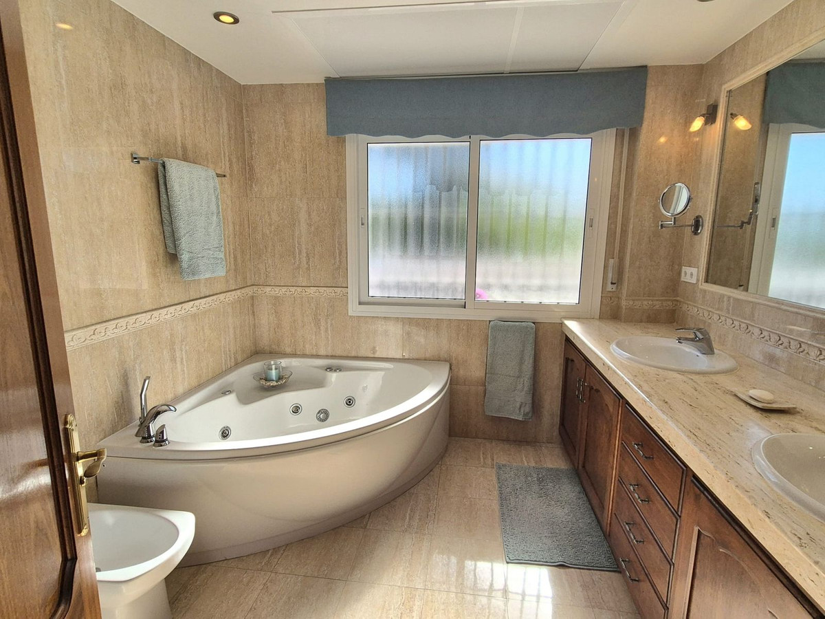 Property main view 36