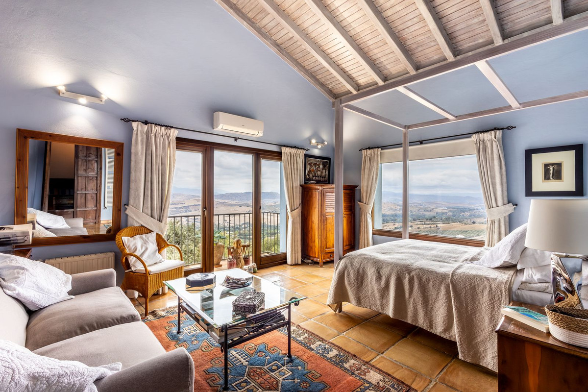 Property main view 16