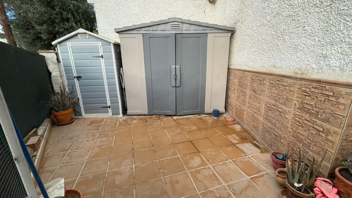 Geschakelde Woning te koop in Coín | 4 slaapkamers H5219785