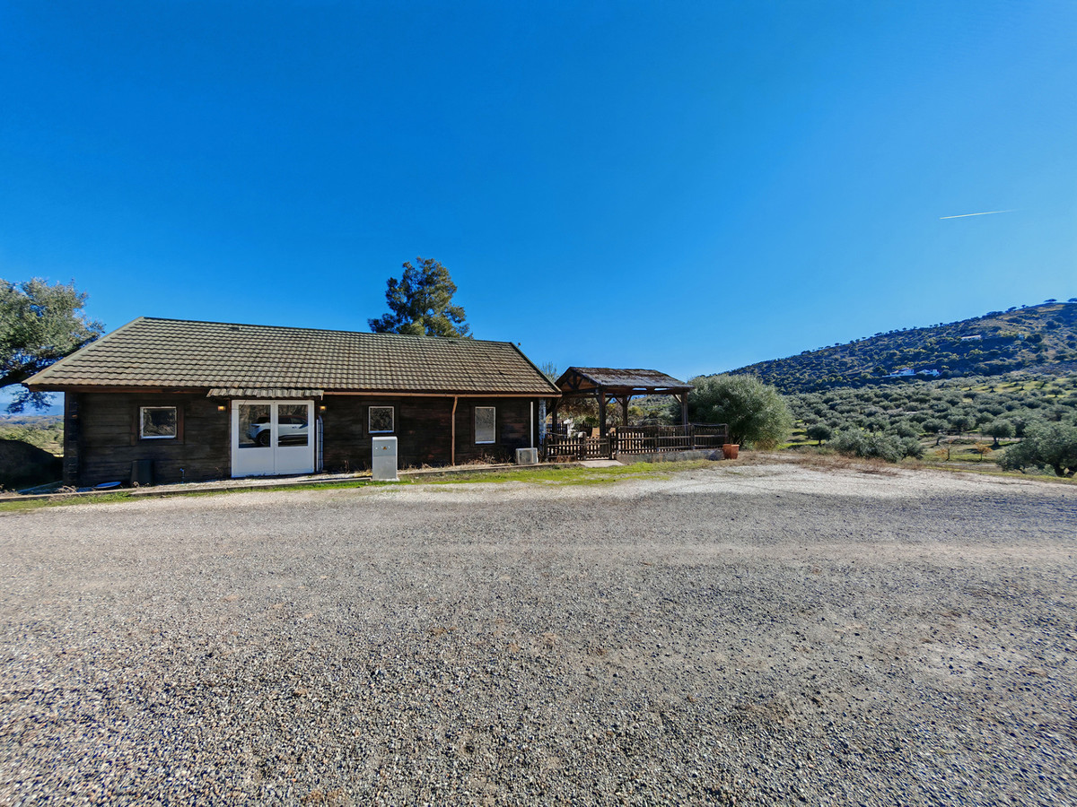 Finca - Cortijo te koop in Coín | 4 slaapkamers H5255134