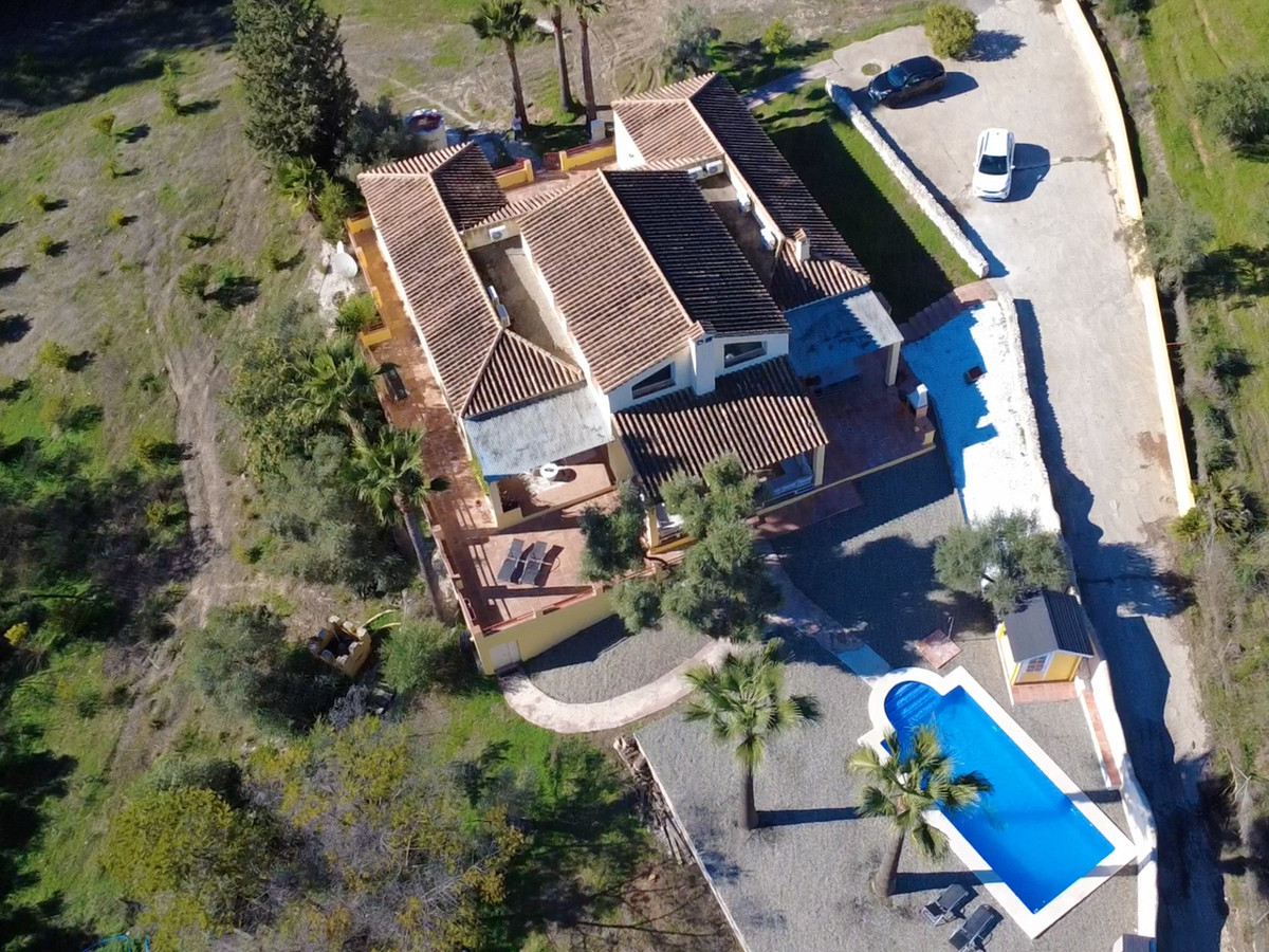 Finca - Cortijo te koop in Coín | 4 slaapkamers H5255134