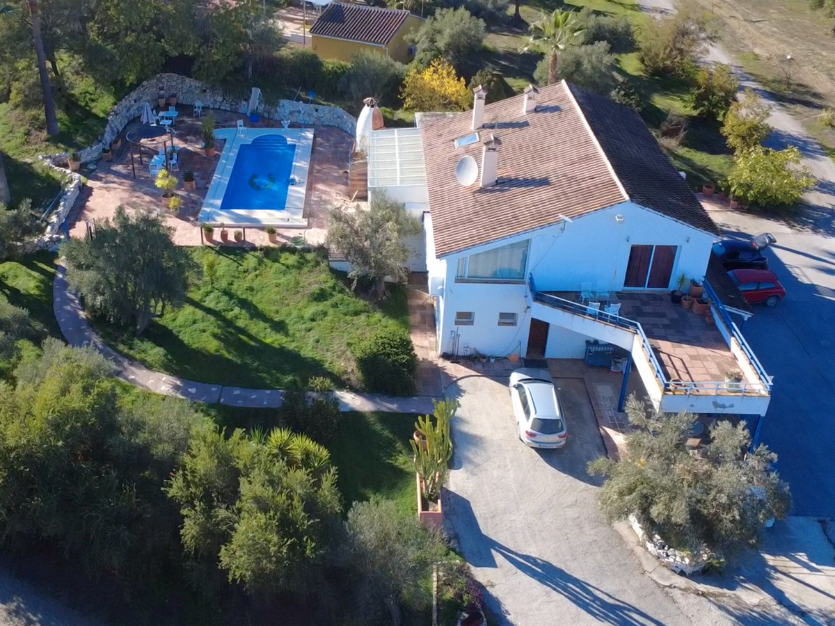 Finca - Cortijo te koop in Coín | 4 slaapkamers H5255134