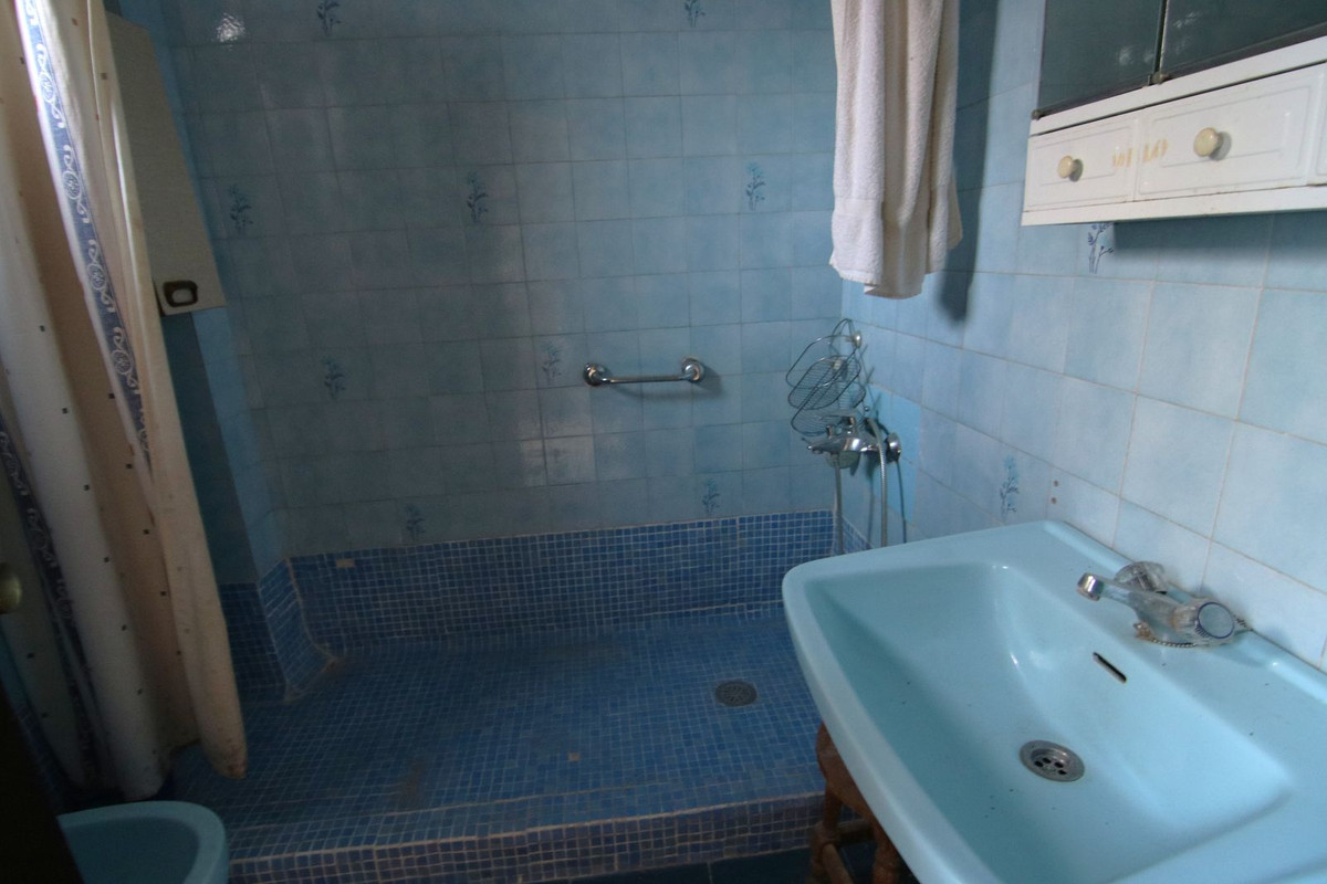 Geschakelde Woning te koop in Coín | 4 slaapkamers H5258164