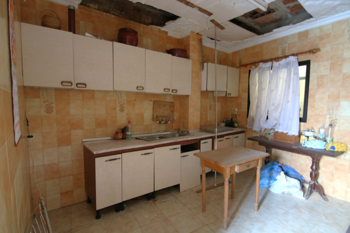 Geschakelde Woning te koop in Coín | 4 slaapkamers H5258164