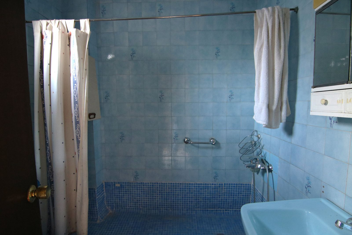 Geschakelde Woning te koop in Coín | 4 slaapkamers H5258164