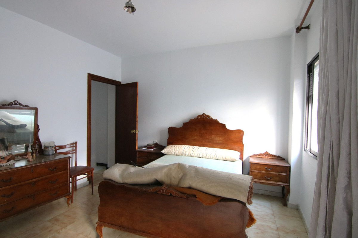 Geschakelde Woning te koop in Coín | 4 slaapkamers H5258164